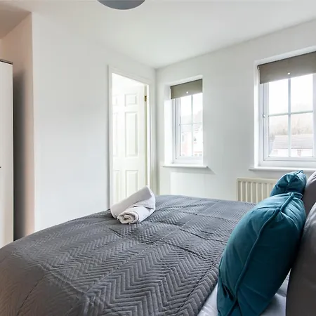 3 Bed Gem In Pontefract For Easy Commutes To Leeds And Wakefield Villa Exterior photo