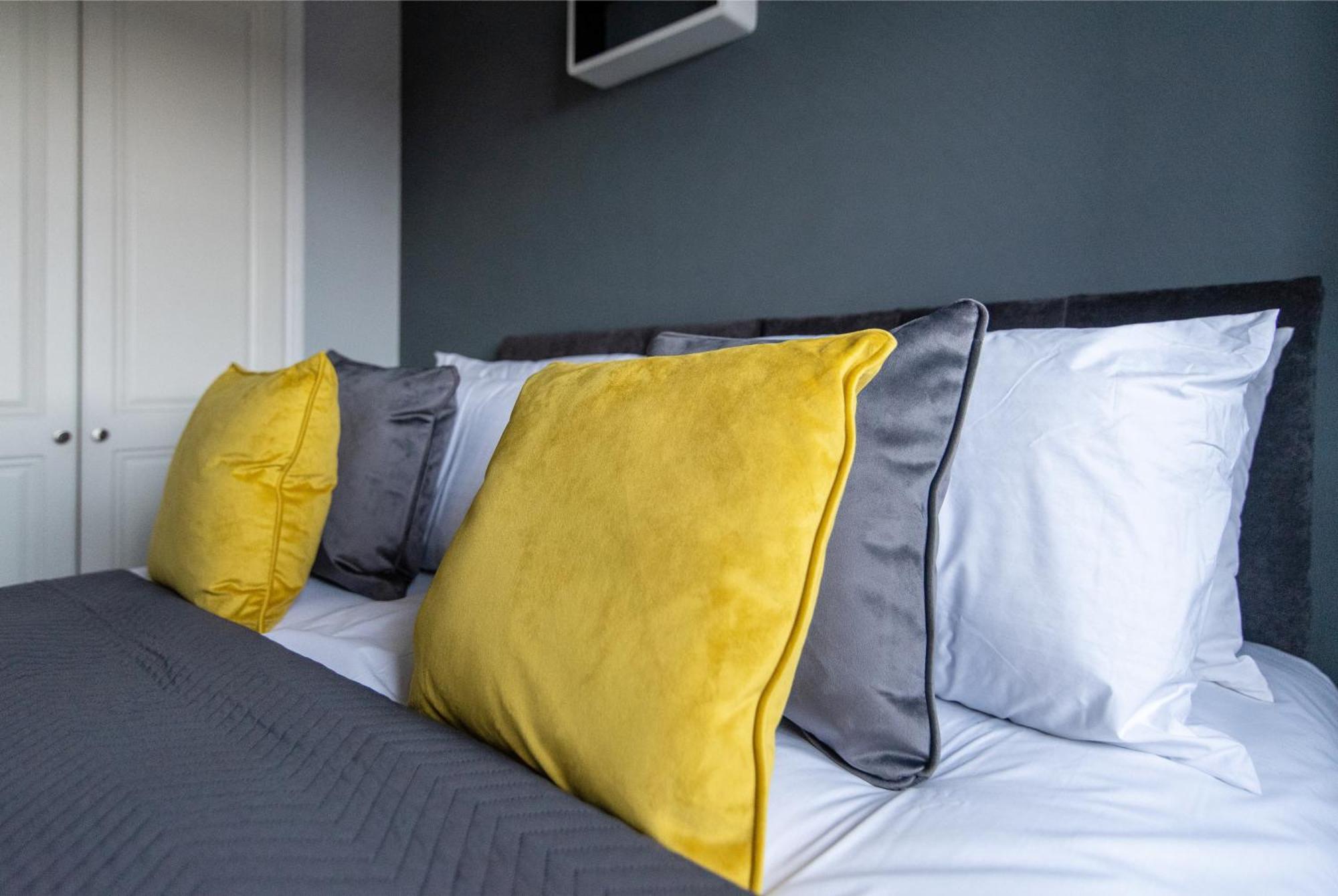 3 Bed Gem In For Easy Commutes To Leeds And Wakefield *